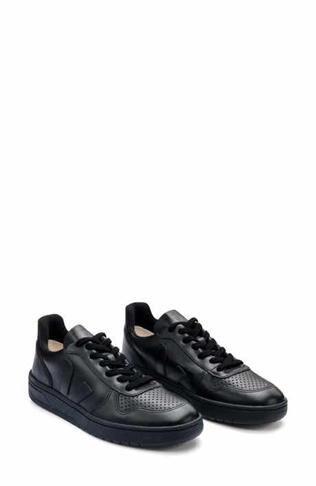 Veja V-10 Lace Up Sneaker