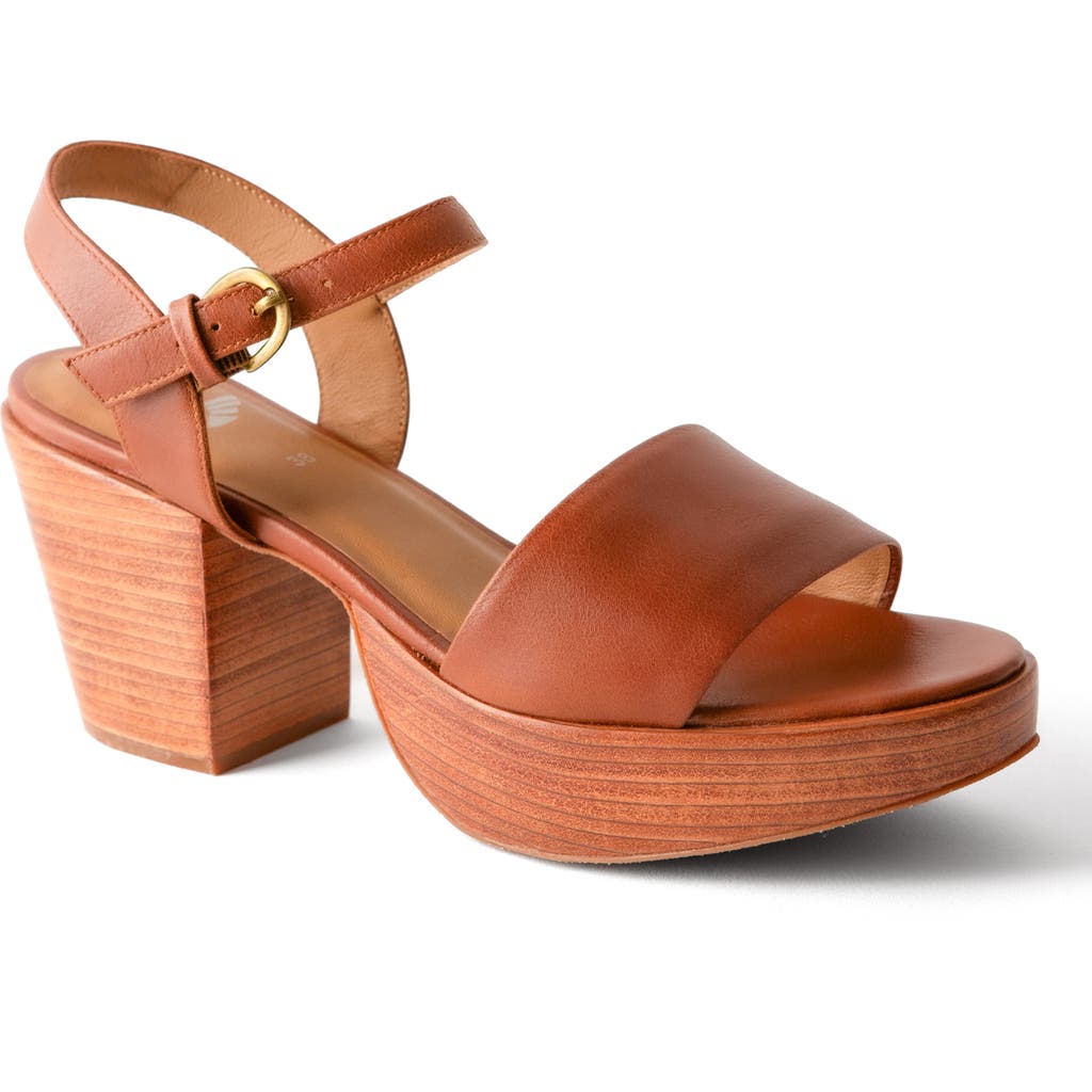 Fortress Hannah Platform Clog Sandal In Whiskey