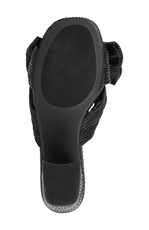 Mia Mechelle Slide Sandal In Black