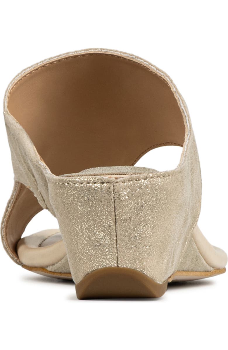 Donald Pliner Toe Loop Wedge Sandal, Alternate, color, Platino