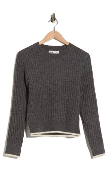 Elodie Mini Cable Knit Crop Sweater In Gray