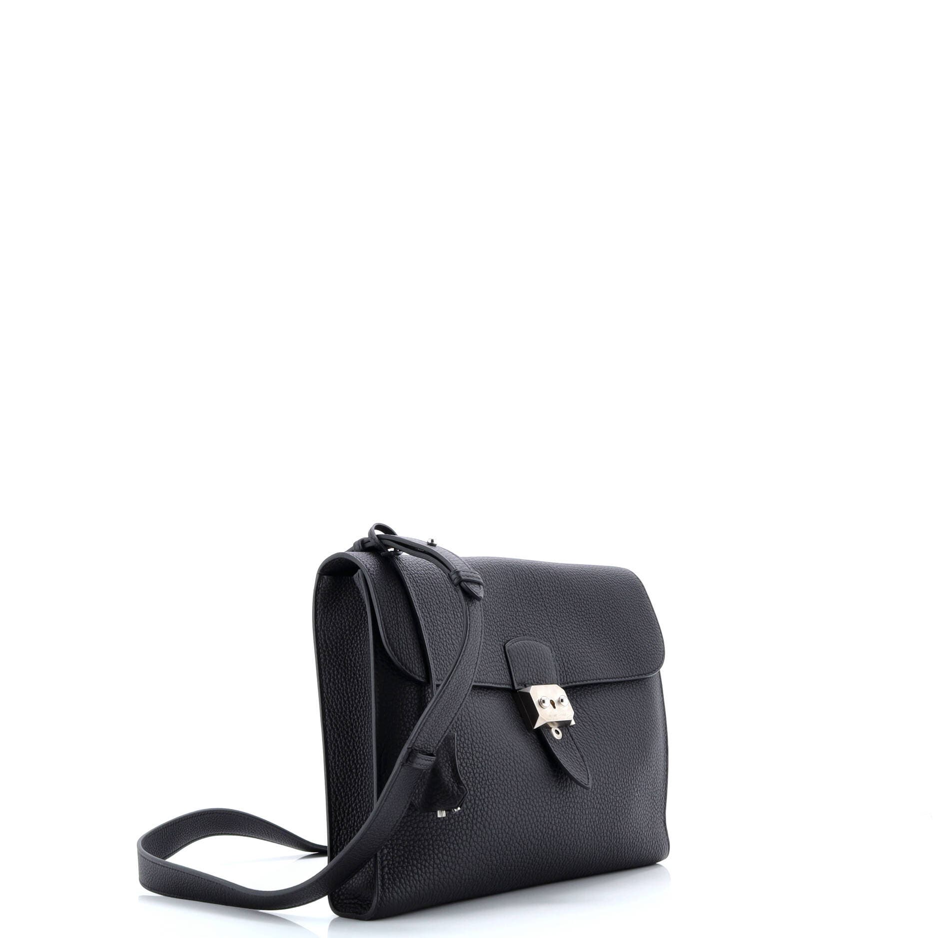 Pre-Owned Hermes Sac a Depeches Messenger Bag Togo 29, Alternate, color, Noir