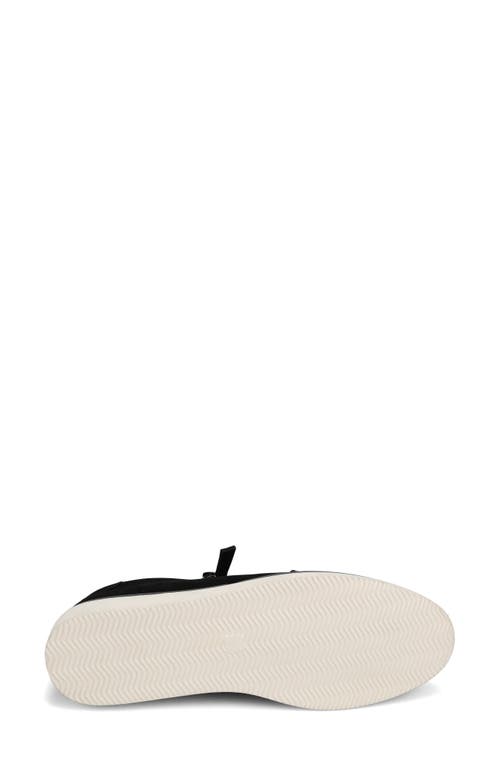 Vaneli Quill Flat In Black