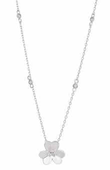Clover Pendant Necklace