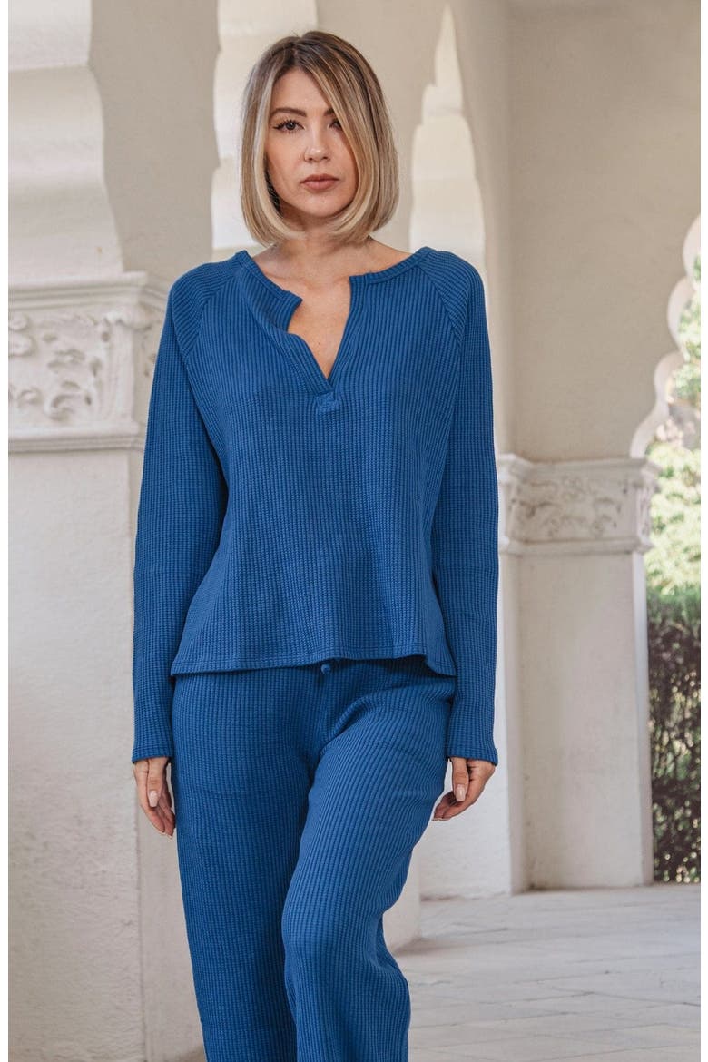 Jules Waffle Knit Organic Cotton V-Neck Pullover, Alternate, color, Iced Coffee