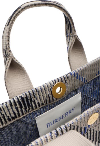 【BURBERRY】MINI CHECK KNITTED TOTE BAG Burberry Mini Check Knitted Tote Bag | Grey | FARFETCH
