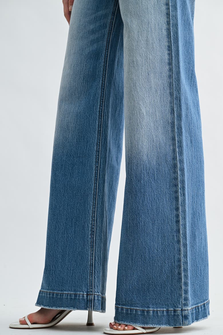 Mid Rise Wide Leg Jeans, Alternate, color, Medium Wash