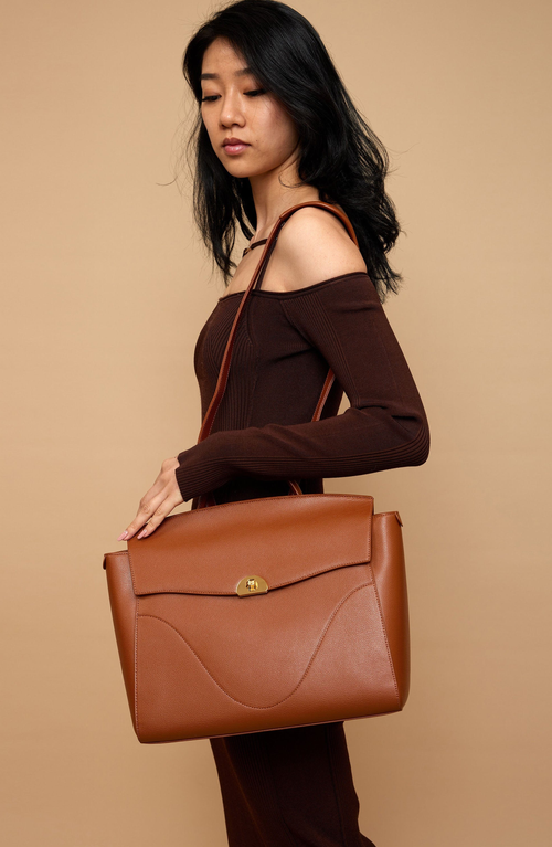 Oleada Official Wavia Bag Plus In Brown