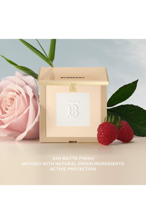 Burberry Beyond Wear Setting & Refining Powder In Medium-deep