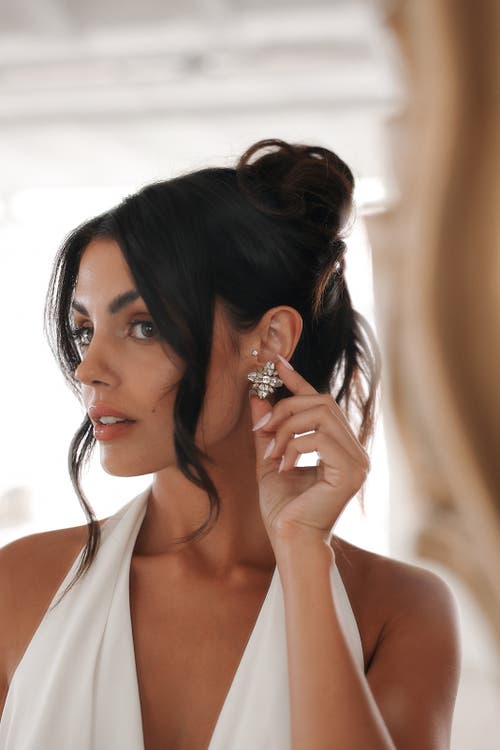 Untamed Petals Quinn Crystal Stud Earrings In Gold