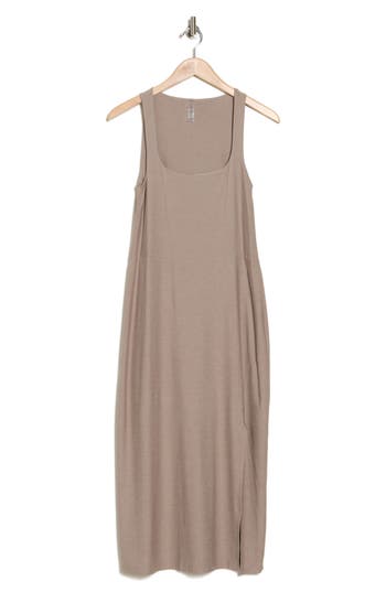 BEYOND YOGA BEYOND YOGA FEATHERWEIGHT GETAWAY SPLIT HEM MIDI DRESS