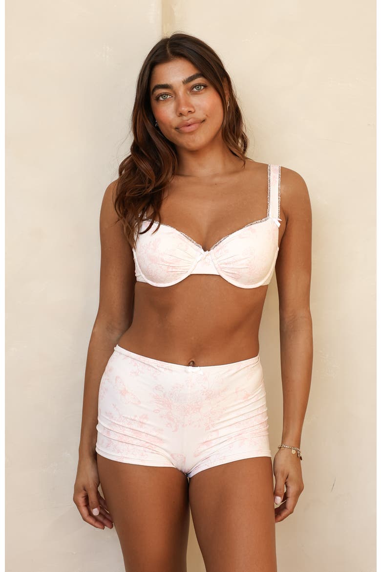 Luisa Short, Main, color, Je Taime Fleur
