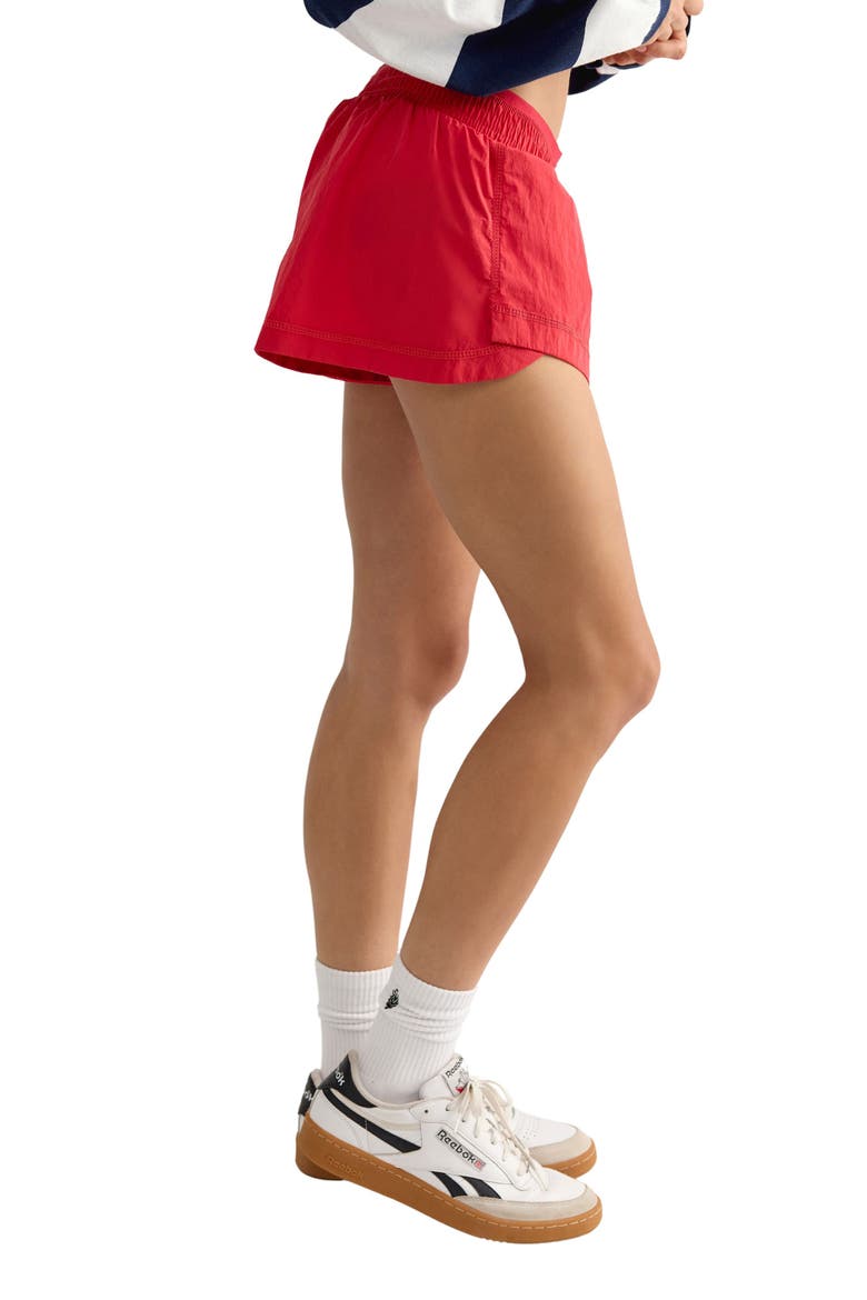 On the Go Performance Shorts, Alternate, color, VICTORY RED