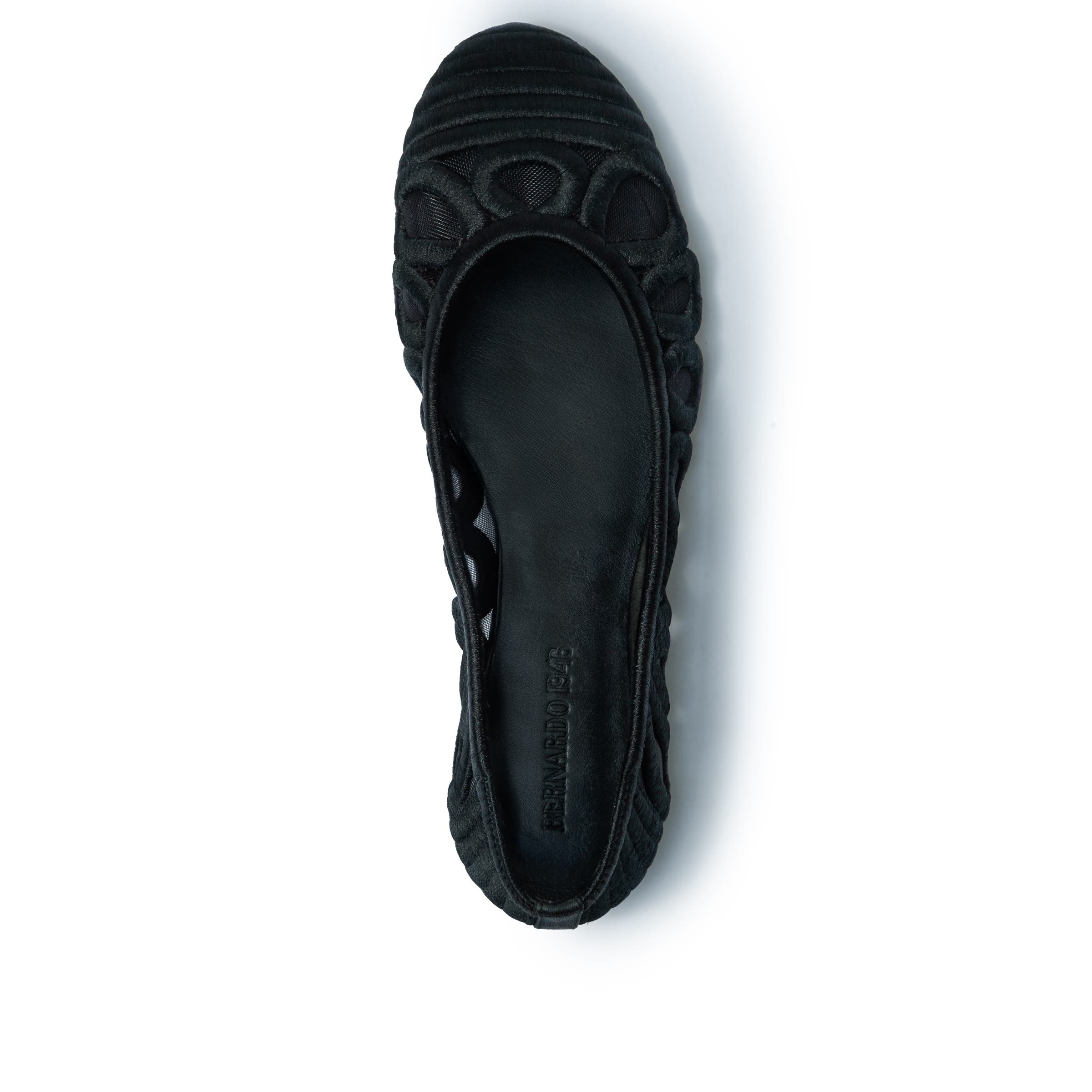 Bernardo 1946 Footwear Costa Ballet Flat, Alternate, color, Black
