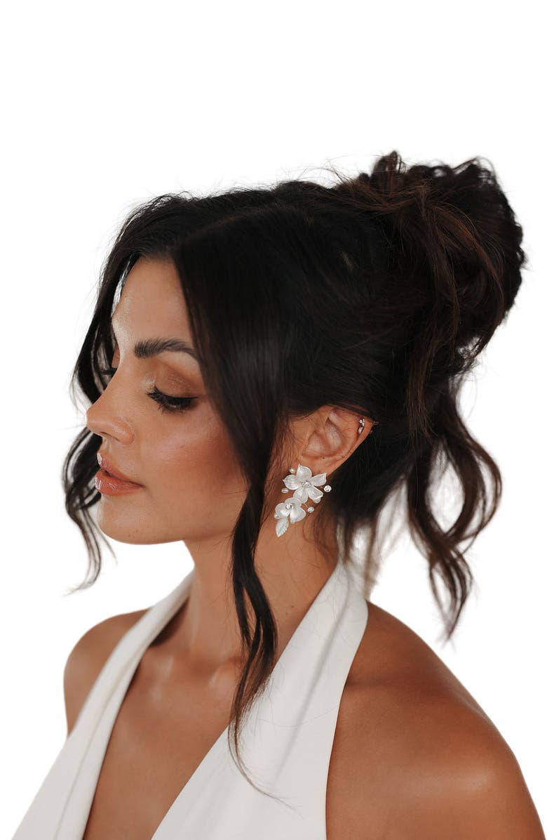 Untamed Petals Louise Porcelain Flower Earrings, Alternate, color, Ivory