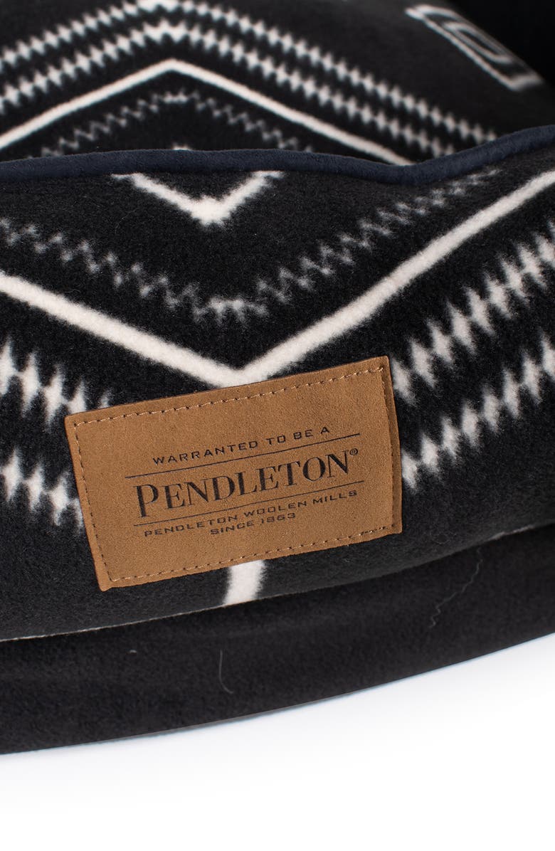 Pendleton Fleece Napper Pet Bed, Alternate, color, Los Ojos