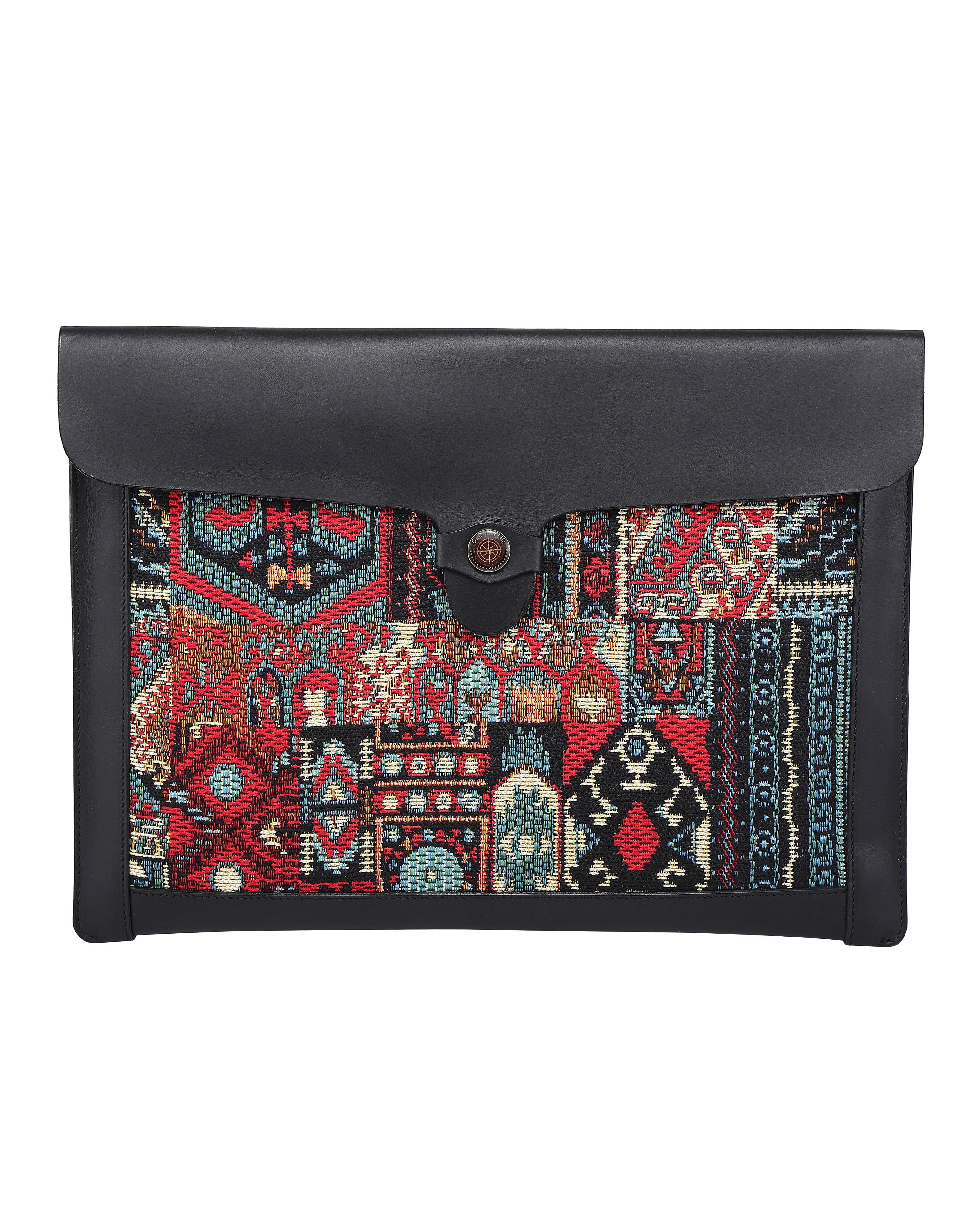 OLD TREND Myrtle Genuine Leather Laptop Sleeve, Main, color, Black