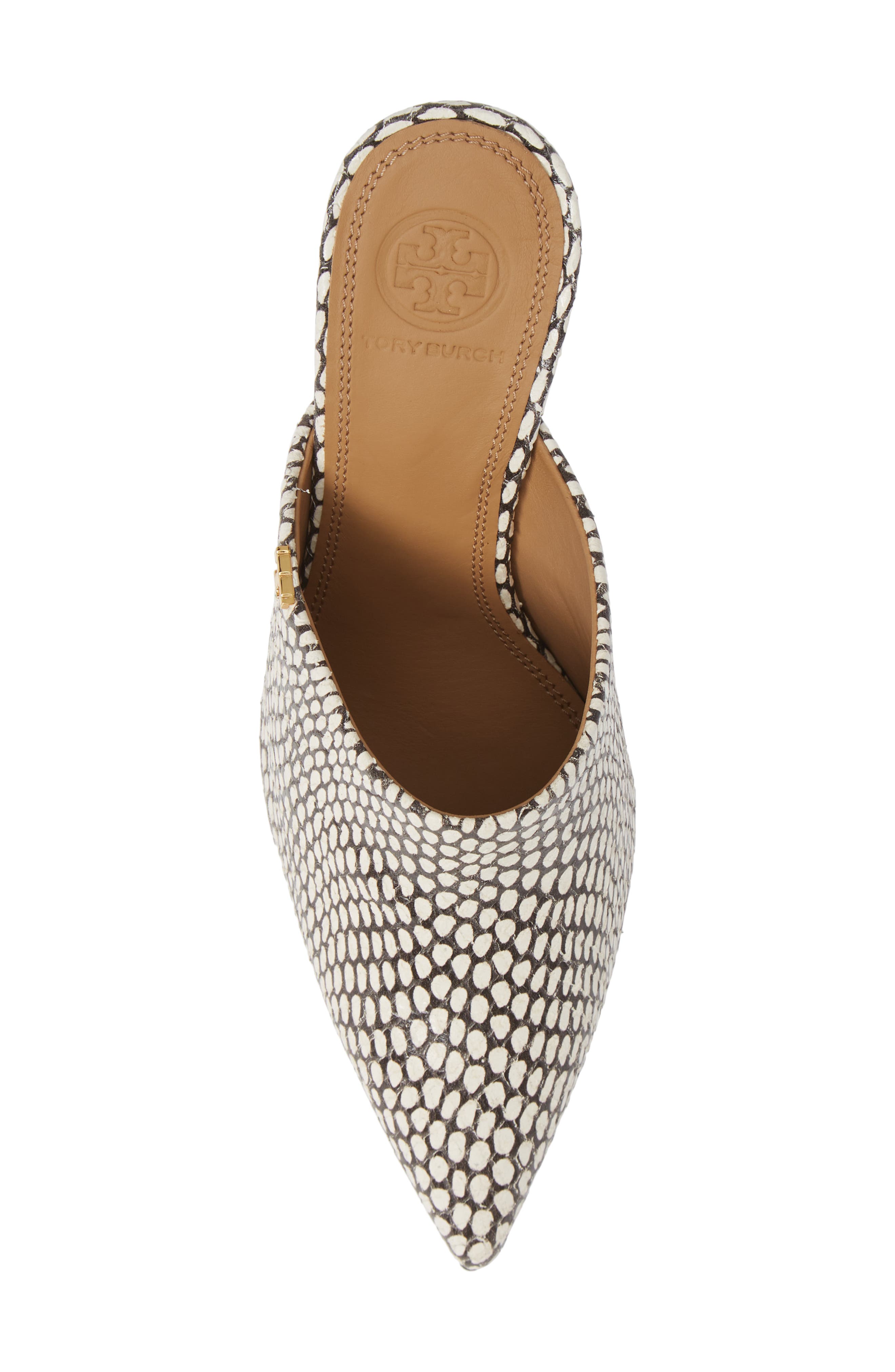 Penelope Mule, Alternate, color, KING COBRA