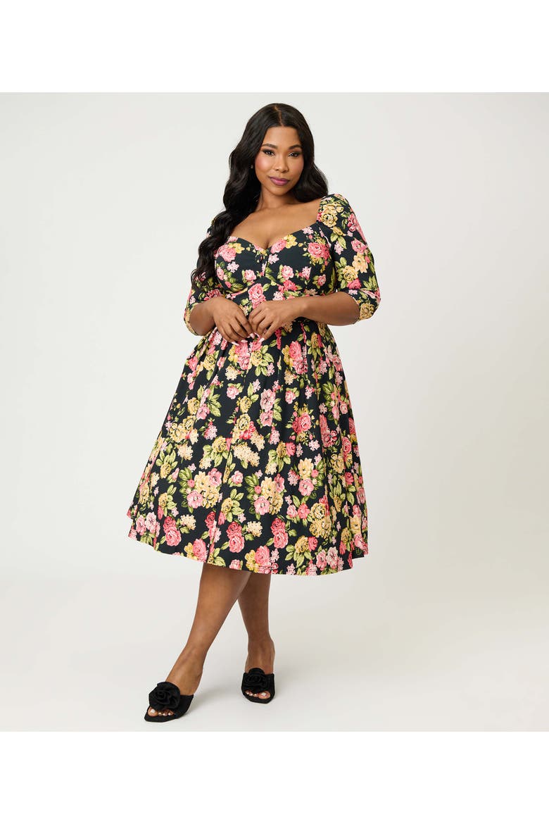Plus Size Woven Sweetheart Neckline Lamar Swing Dress, Alternate, color, Black Floral Print