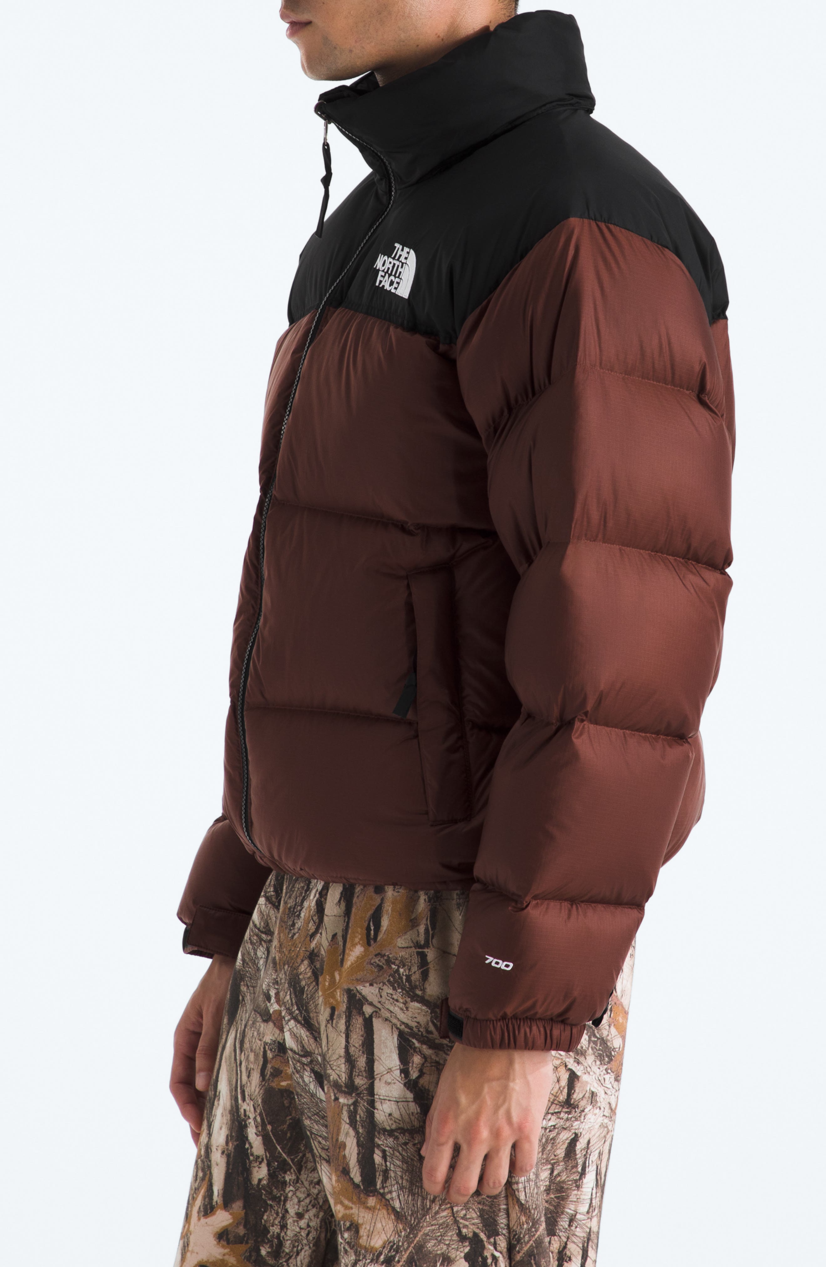 Мужские куртки The North Face 1996 Retro Nuptse 700 Fill Power Down Packable Jacket — фото 3