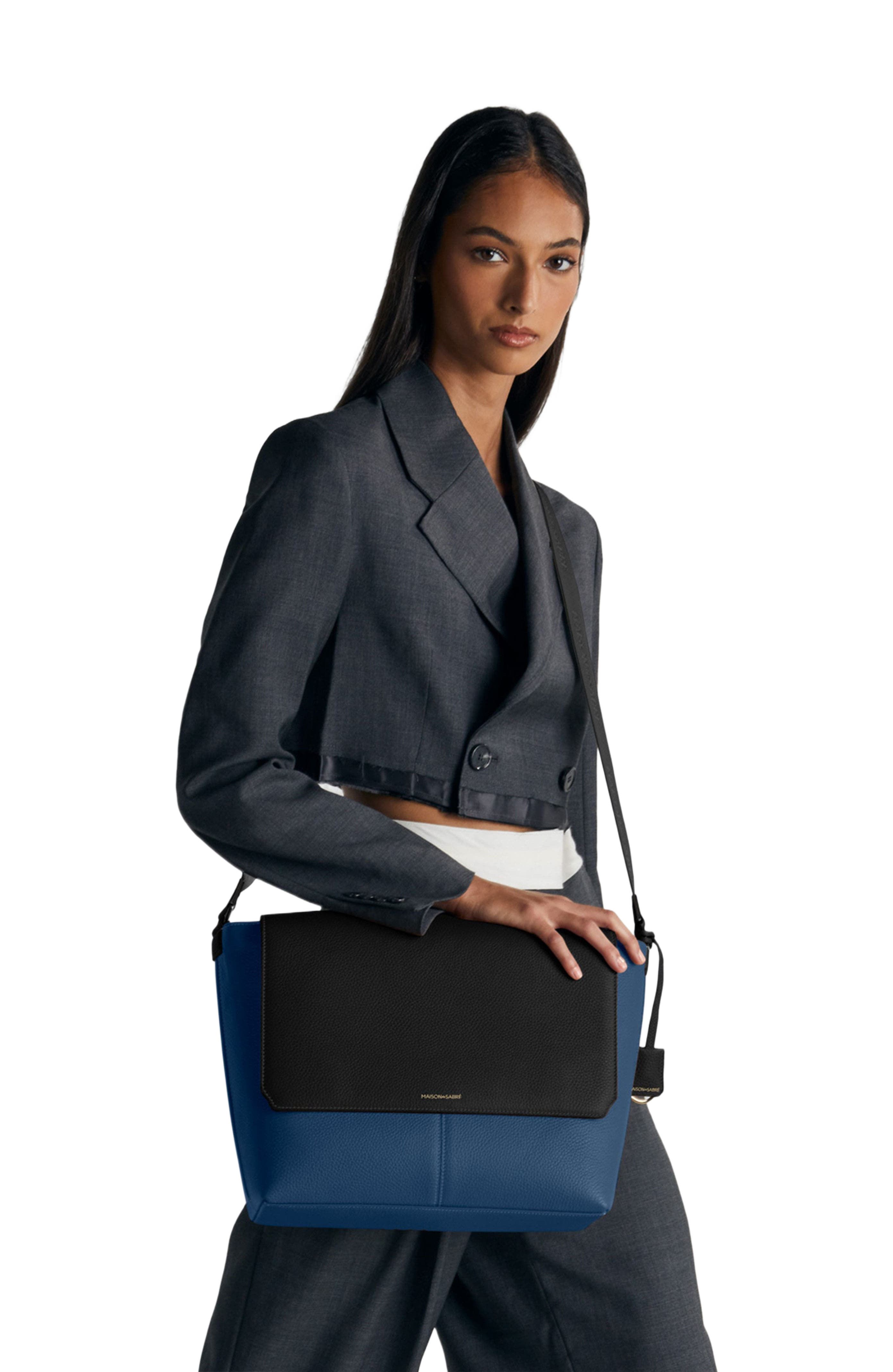 MAISON de SABRÉ Leather Flaire Messenger Bag, Alternate, color, Pacific Caviar