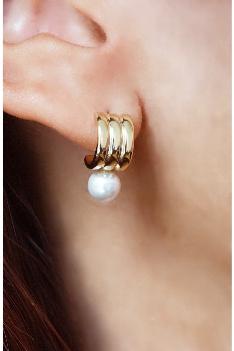Small Rib Faux Pearl Huggie Hoop Earrings, Alternate, color, GOLD
