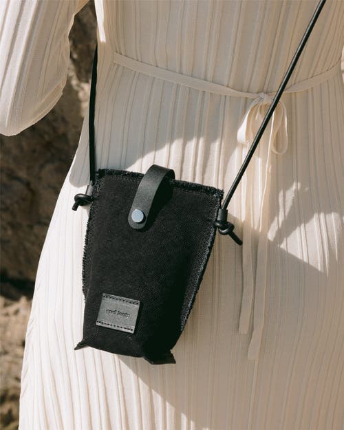 Graf & Lantz Graf Lantz Hana Canvas Phone Crossbody In Black