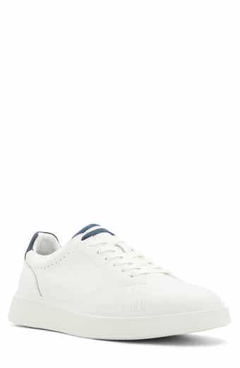 Layton Low Top Sneaker