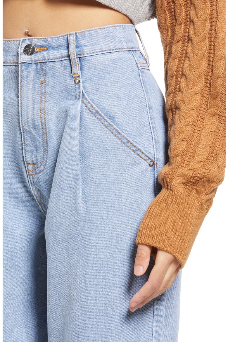 Pleated High Waist Balloon Jeans, Alternate, color, LIGHT WASH