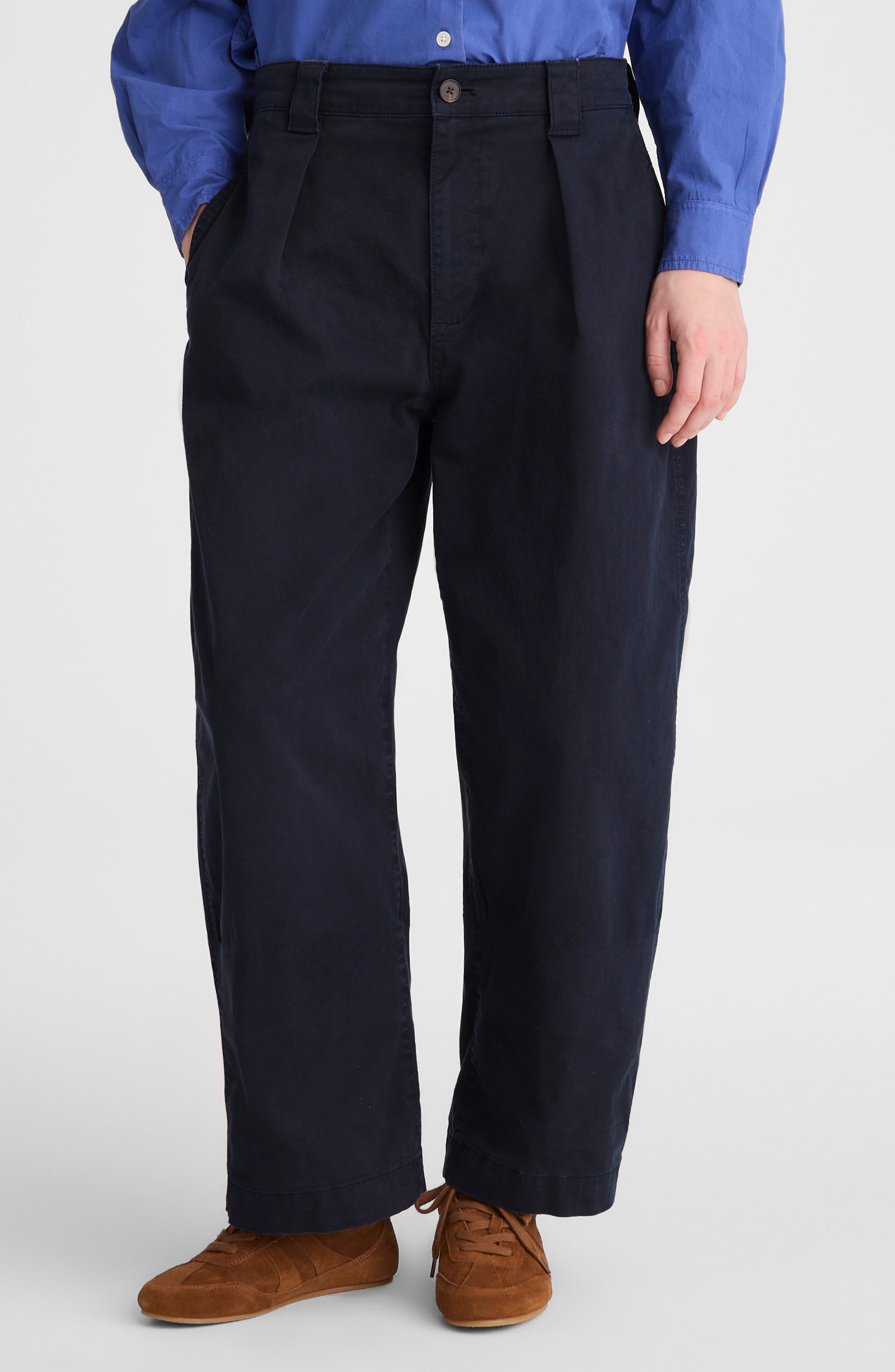 CLASSIC NAVY