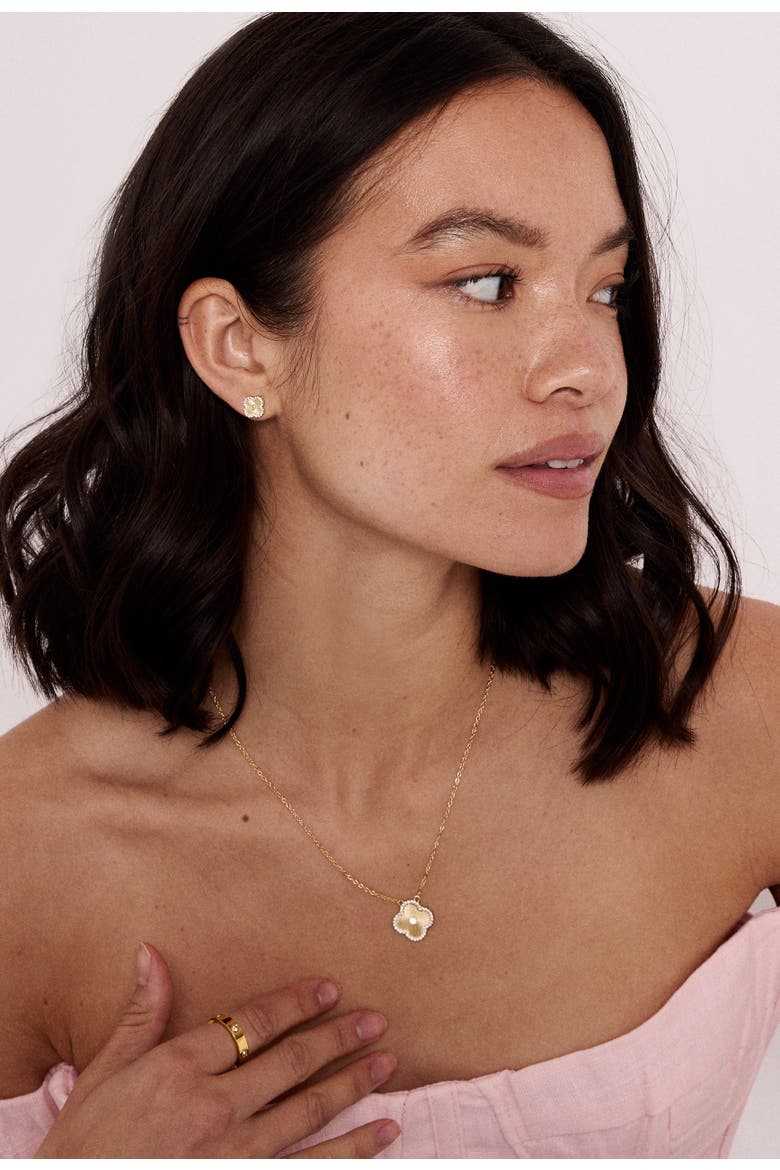 Icon Clover Stud Earrings, Alternate, color, Gold