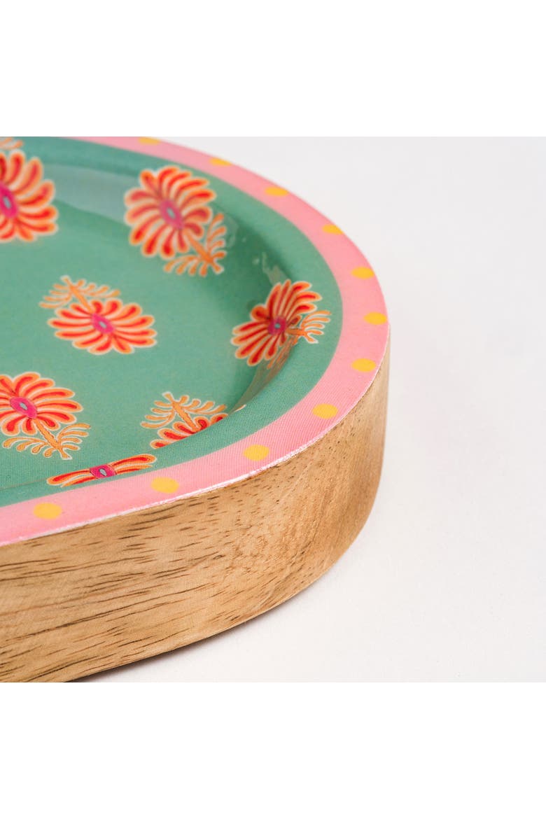 Lakri Oval Wood Serving Board Entertaining Artisan, Alternate, color, Green