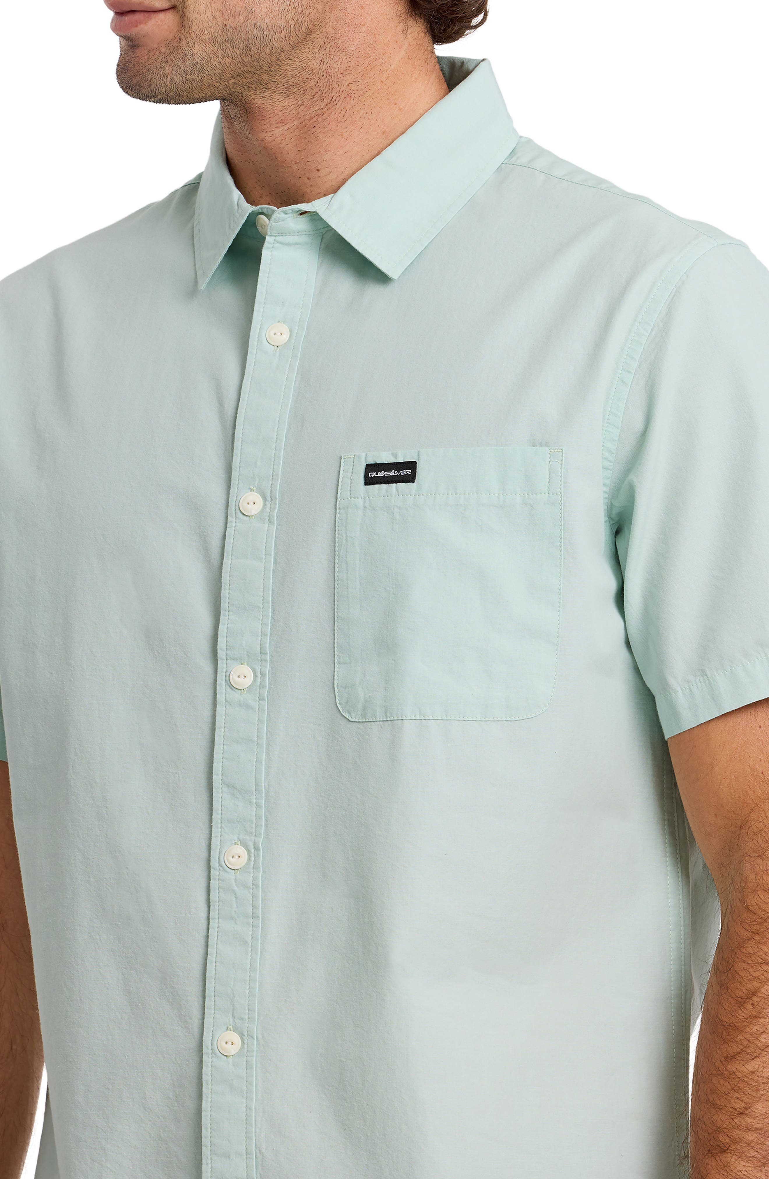 Quiksilver Shore Break Classic Short Sleeve Cotton Button-Up Shirt (Men ...