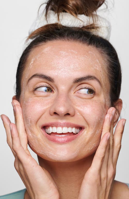 Mad Hippie Microdermabrasian Facial
