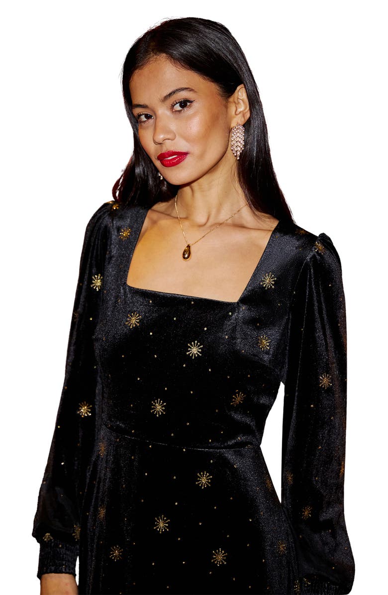 Yumi Foil Print Velvet Midi Dress, Alternate, color, Black