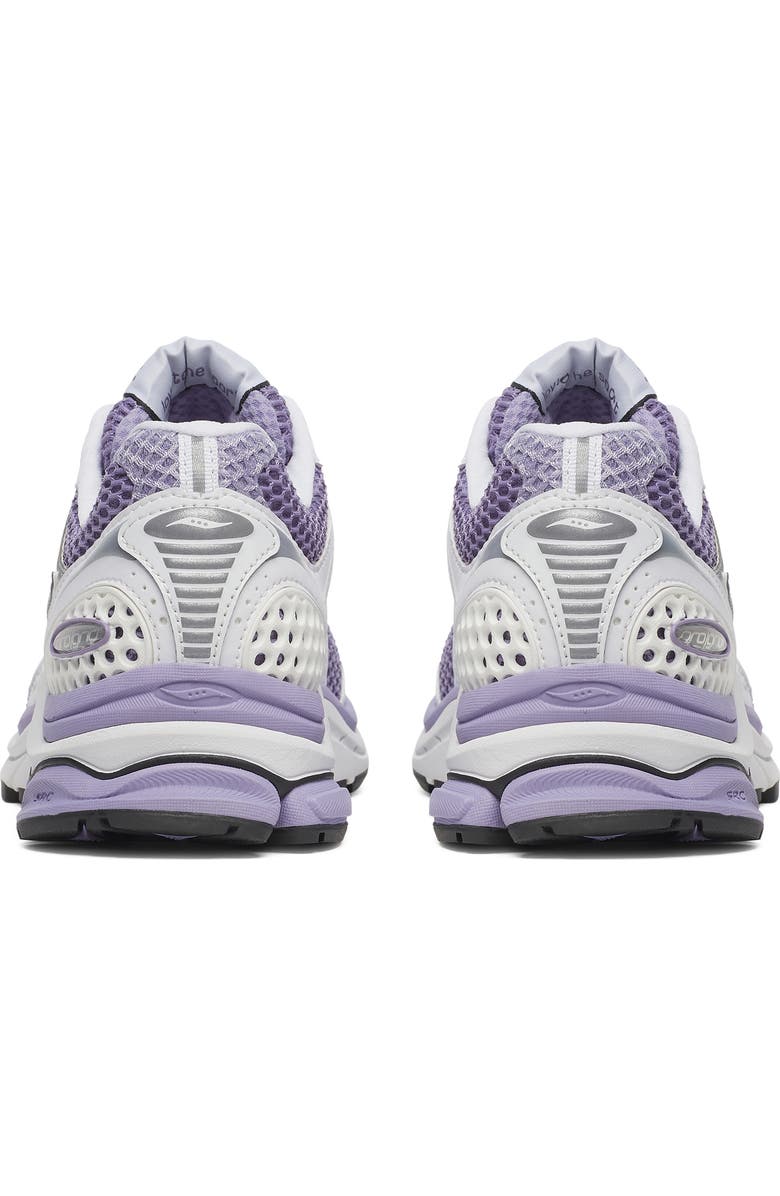 Saucony ProGrid Triumph 4 Sneaker, Alternate, color,