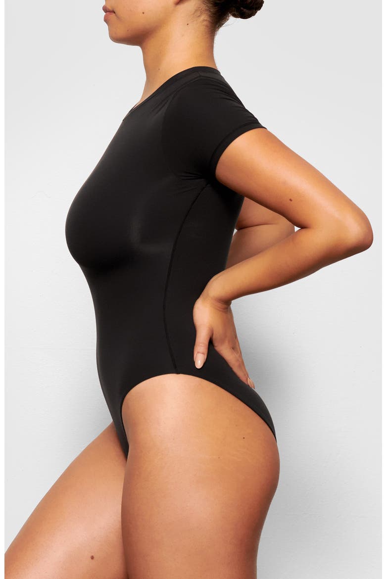 Fits Everybody T-Shirt Bodysuit, Alternate, color, Z/DNUONYXDNU
