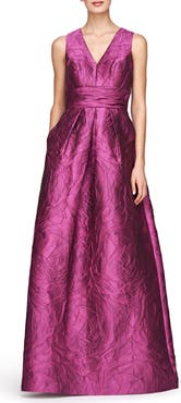Kay Unger Mariah Crinkle Pleated Gown