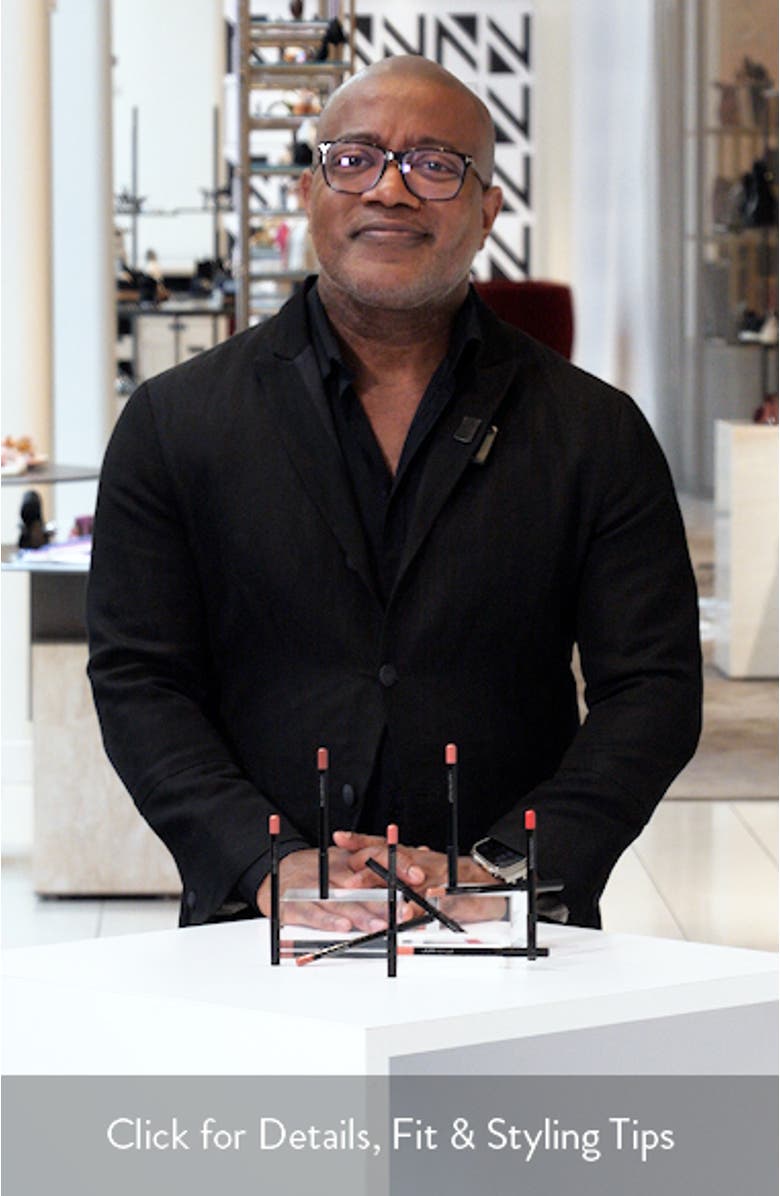 Caviar Perfecting Lip Liner, sales video thumbnail