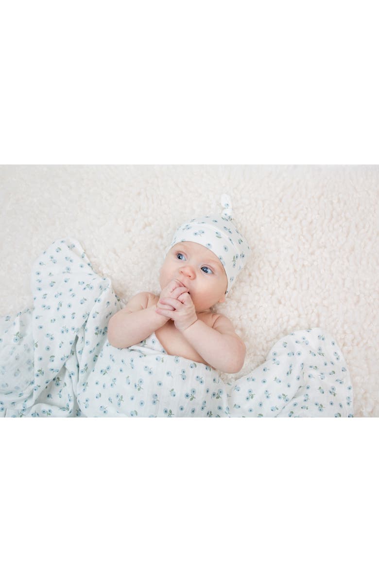 Lulujo Hello World Hat & Swaddle Set, Alternate, color, Blueberries