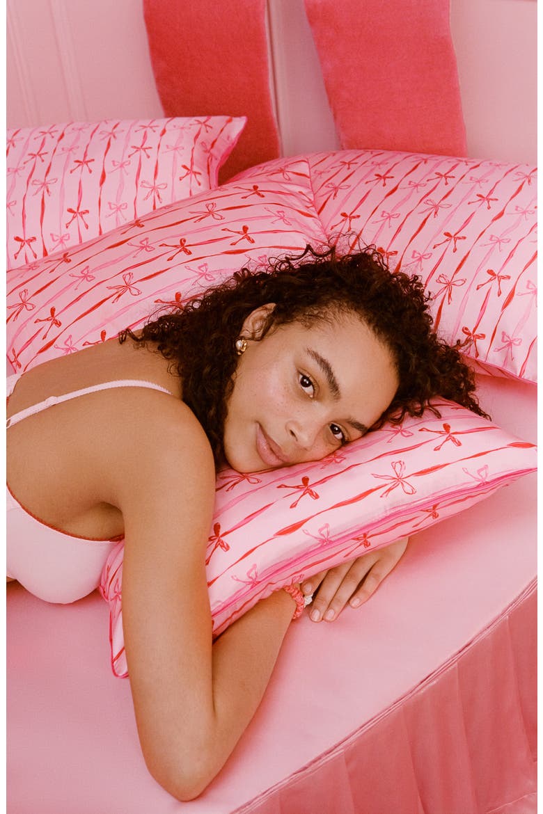 Pure Silk Queen Pillowcase, Alternate, color, STRAWBERRY CUPCAKE