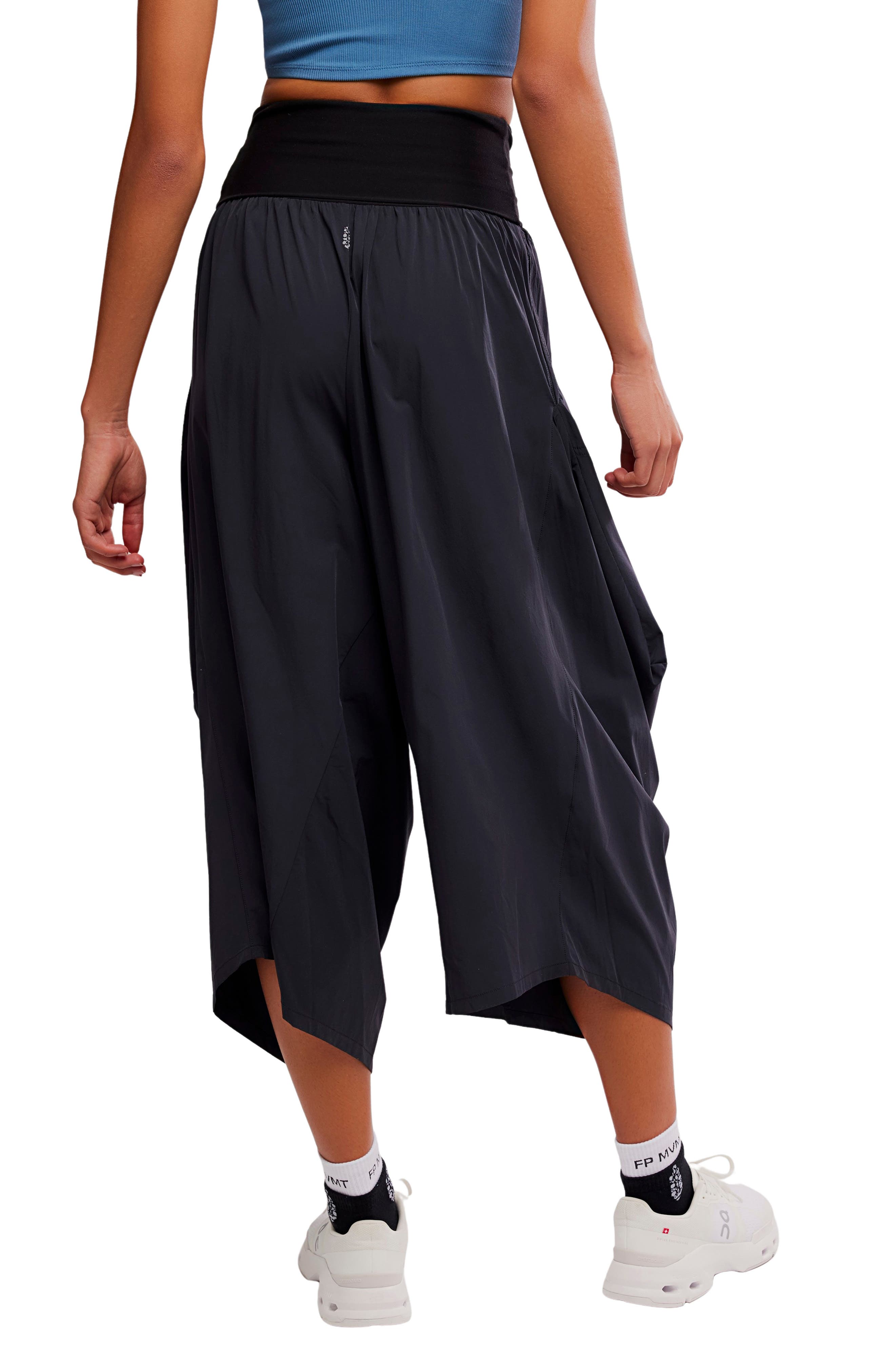 Way Back Convertible Crop Pants - image 2