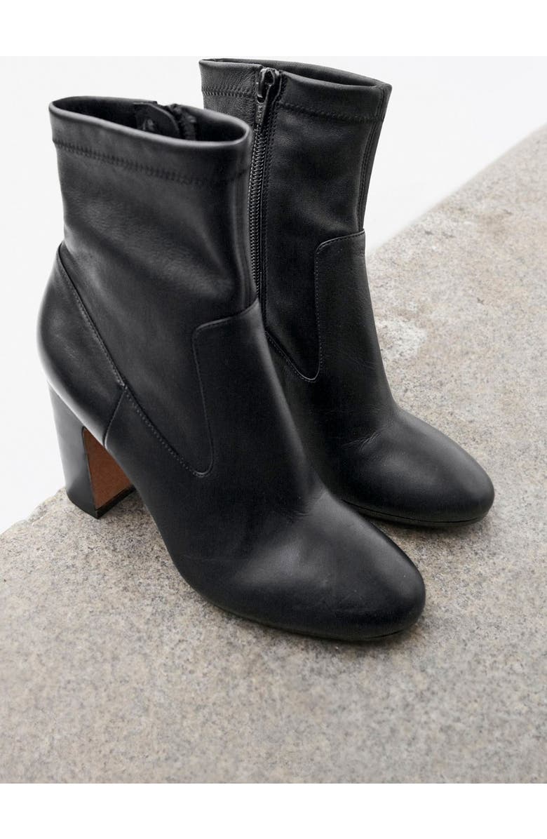 Vince 'Calista' Block Heel Bootie, Alternate, color,