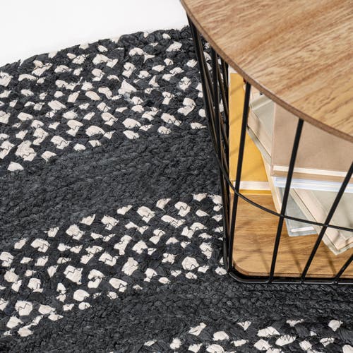 Jonathan Y Abyss Braided Bohemian Coastal Round Jute Round Area Rug In Black/white