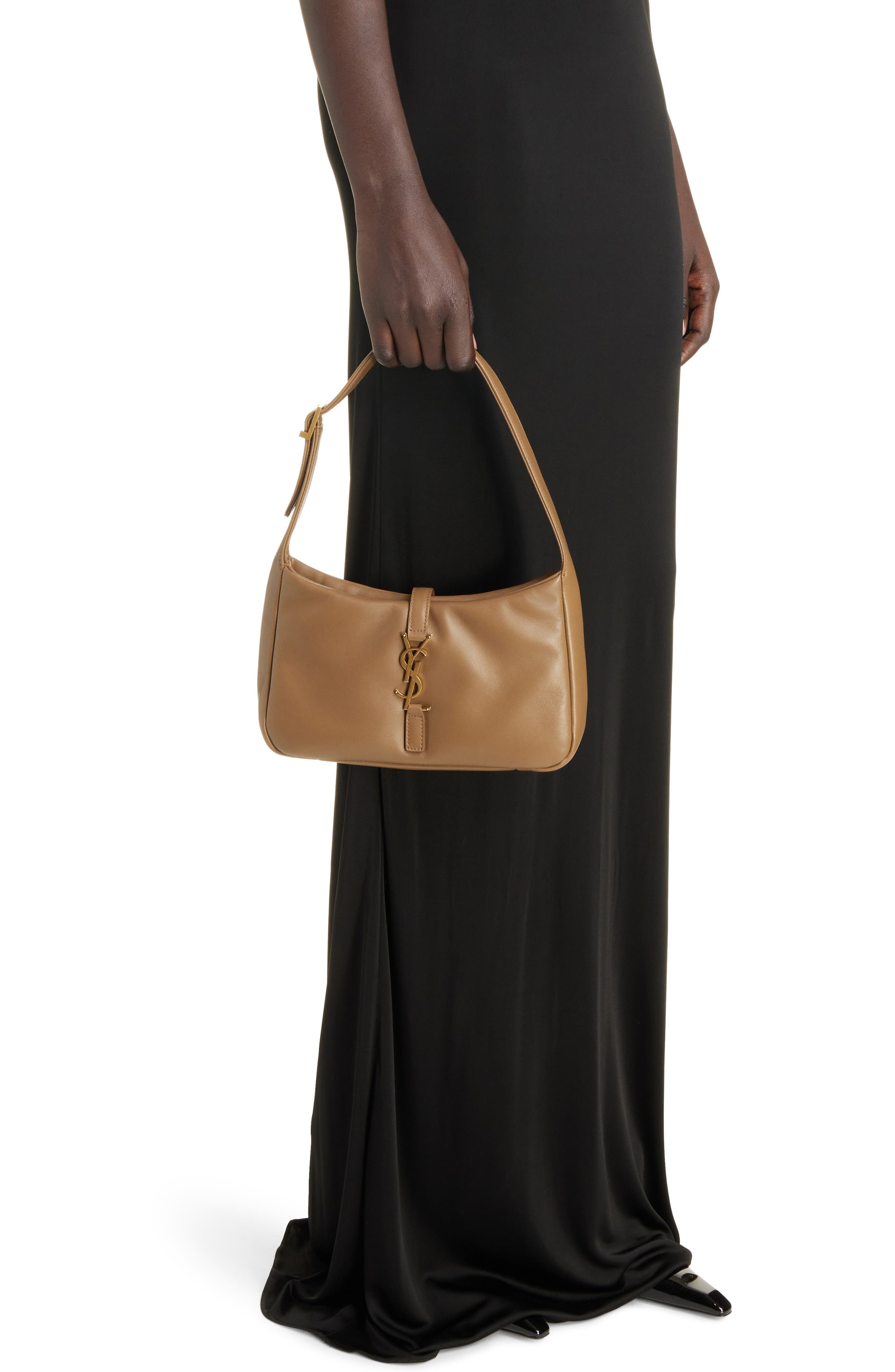 Saint Laurent Le 5 À 7 Padded Leather Hobo Bag, Alternate, color, Dark Peanut