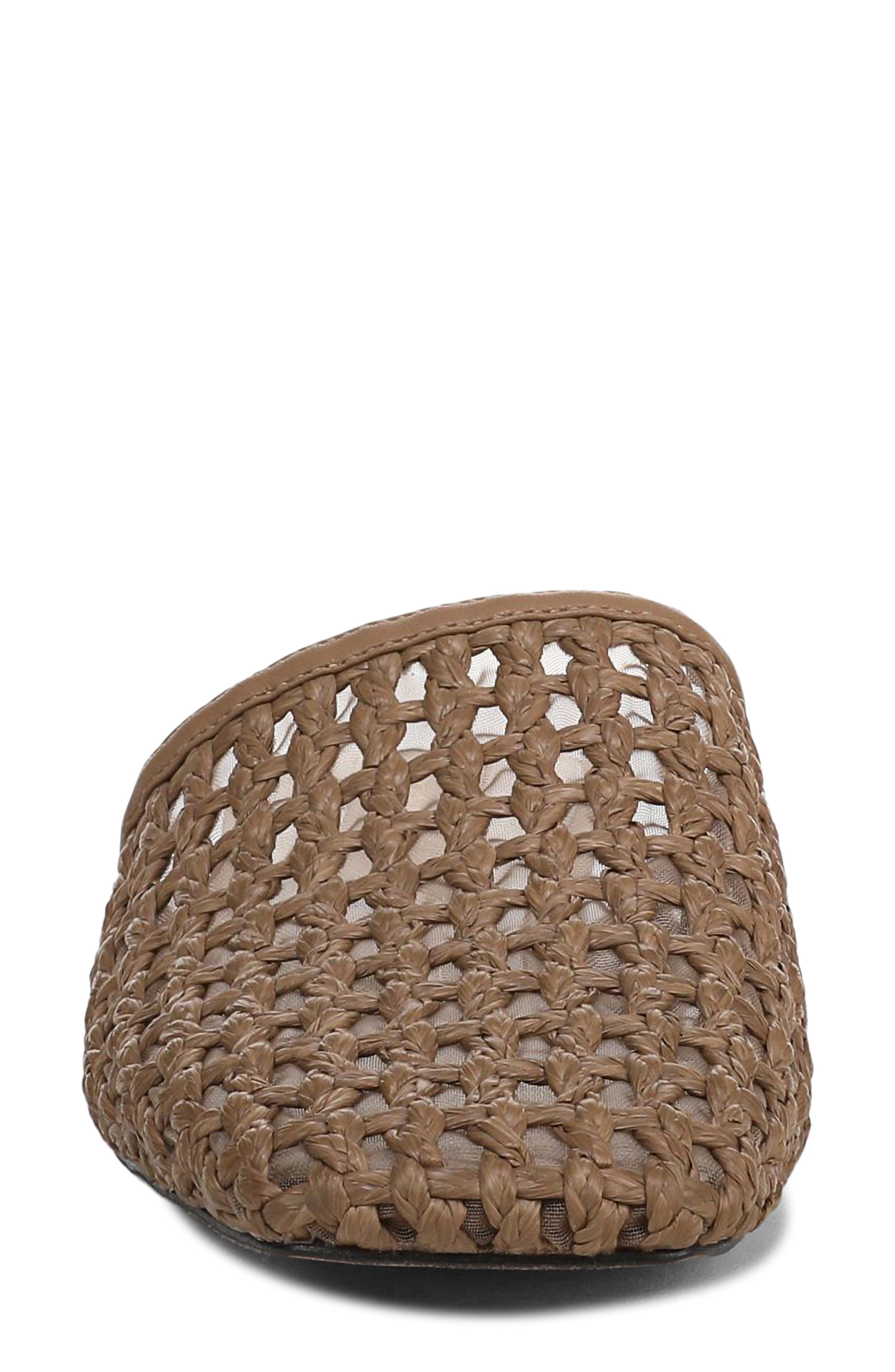 Toba Mule, Alternate, color, DARK BROWN