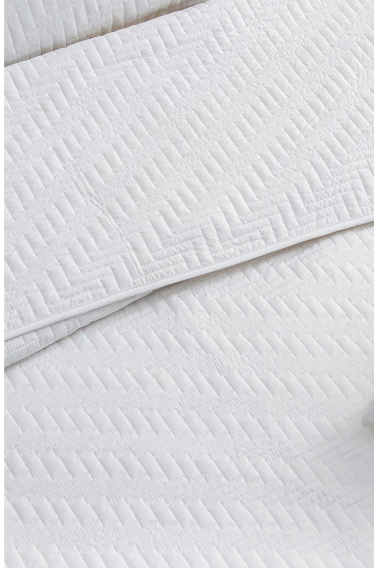 Solid Quilt & Sham Set, Alternate, color, WHITE