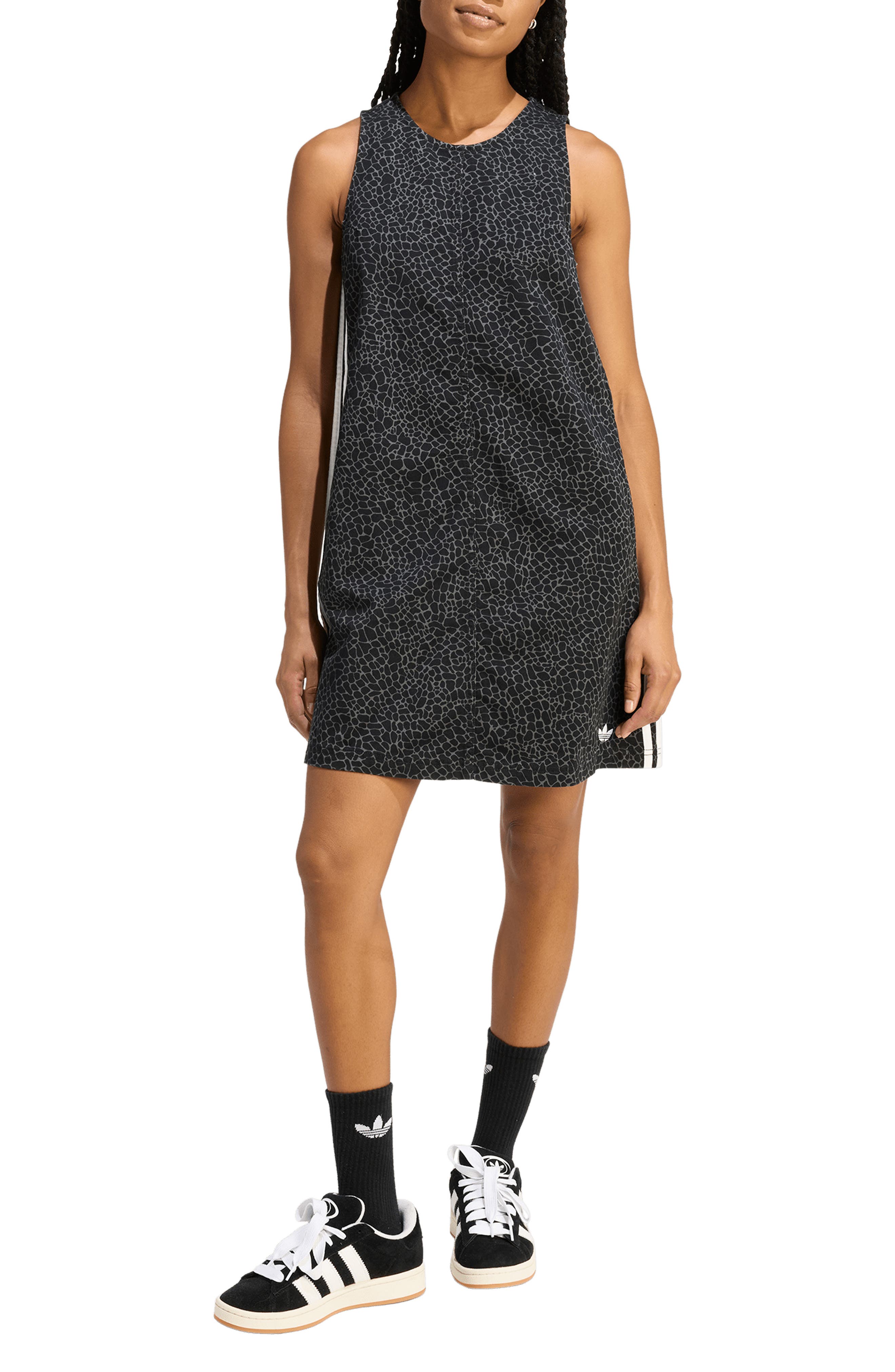 BLACK/ GREY SIX