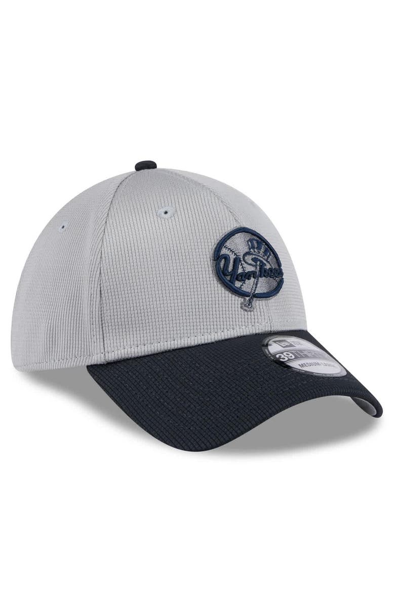 New Era Men's New Era  Gray/Navy New York Yankees 2025 Batting Practice 39THIRTY Flex Hat, Alternate, color, 