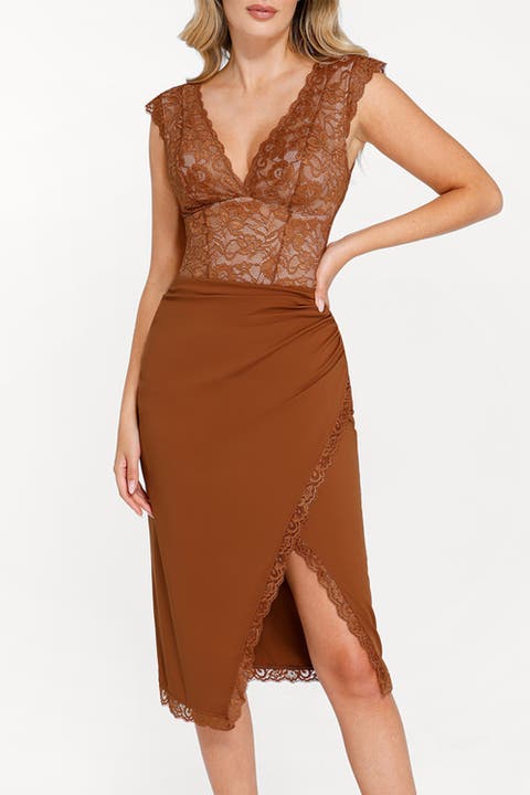 Sculpting Shapewear Plunge Lace Bodysuit